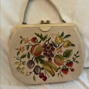 Floral Embroidered Cream Handbag